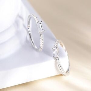 NWOB • Dainty Baguette Cut Cubic Zirconia Wedding Ring Alternative (Size 3.5)